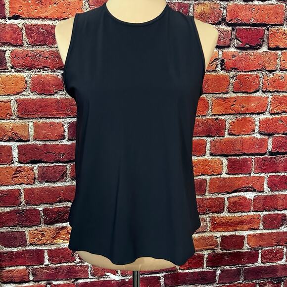 Black Lululemon top open back - Picture 1 of 5